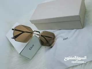  2 Brand sunglasses