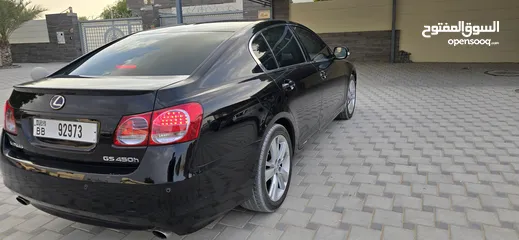  3 لکزس GS450هایبرید