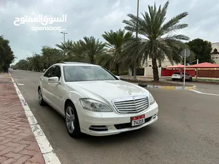  9 للبيع مرسيدس S400 بحاالة الوكااالة ابيض من داخل بيج ماشية 100 الف كيلومتر فقط