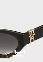  2 Tommy Hilfiger أصلية جديدة