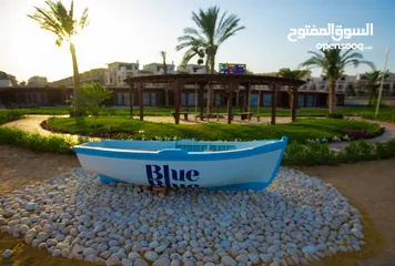  5 & شاليه للبيع في قريه BLUE_BLUE بمقدم 620 ألف