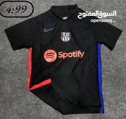  11 تيشيرتات واطقم رياضية ميسي ورونالدو مبابي ريال مدريد لامين يامال برشلونة المنتخب الاردني