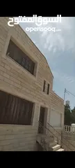 1 بيت مستقل   طابقين مع شقه ايضافي مع بير مي