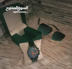  2 ساعة + نظارة للبيع