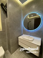  22 بسعر مميز جداا  شقة ارضية 215 م وتراس 50 م على طريق المطار حي الصحابه بسعر مغري جدا