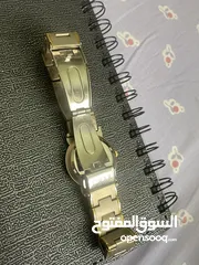  7 ساعة dmax رجالية فضي و ذهبي عقارب عادية
