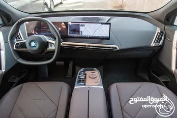  24 BMW IX40 xDrive 2024  عداد صفر، وارد و كفالة الشركة   كهربائية بالكامل  Full electric