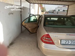  8 مرسيدس c200  2001