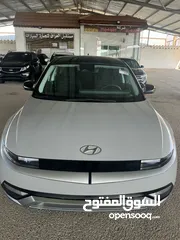  4 هيونداي ايونك 5 كهرباء موديل 23 لون اسمنتي فحص7جيد عداد شبه زيرو للبيع