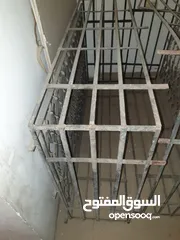 2 حماية للشبابيك حديدية شبه جديدة بسعر ممتاز