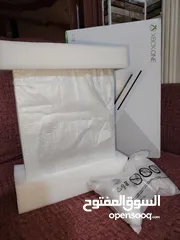  2 XBOX ONE.. 1TB مستعمل بحاله منتازه جداً