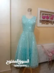 1 فستان سهرة فاخر قصير مشكوك كرستالات