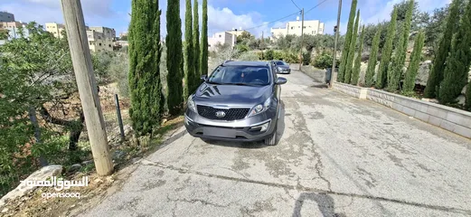  3 جيب كاياسبورتاج موديل 2014-اتومتيك'دفع 4×4 ماتور 2000ديزل فل فل اضافات ماعد الفتحة - نظيف من الاخر