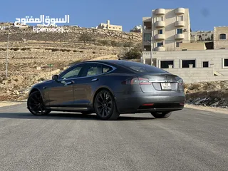  5 Tesla Model S 2021 Long range Plus