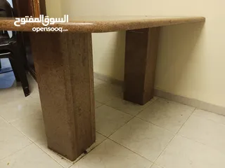  7 طاولة جرانيت أحمر للبيع