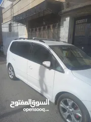  3 توران 2011ابيض عاجي فولكس فاجن