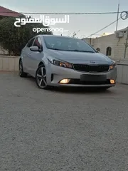  16 كيا K3  / ماتور 1600 /  ديزل / موديل 2017 اصل كوري /  فحص نخب / الأكثر طلبا