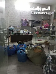  4 محل للبيع بالخلو