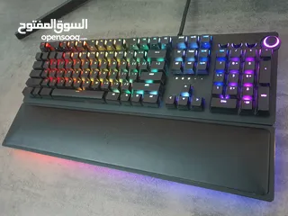  8 razer Huntsman Elite keyboard