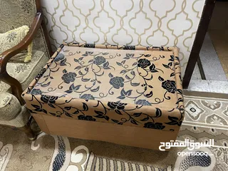  5 كورنر 8 مقاعد + طاولة وسطية + طاولة تلفاز + طربيزة فقط