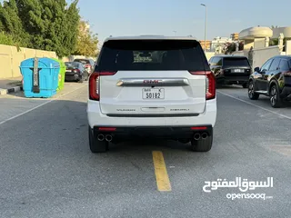  4 GMC YUKON DENALI نظيفة جدا بحالة الوكالة