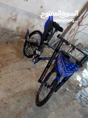  3 بيع بسكليت بحاله جيده جدااا اللون اسود وازرق واضح بالصوره غيارات شغاله وبرك شغال 100%