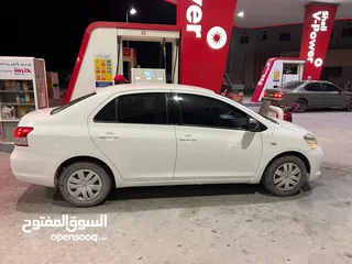  4 2007 Toyota Yaris