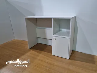  2 مكتب دراسة للغرف الصغيره متوفر الان مع توصيل مجاني داخل عمان والزرقاء