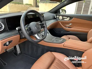  8 Mercedes-Benz E200 Coupe AMG 2022