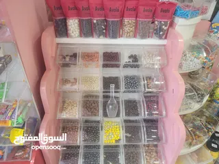  14 محل شوكولاته وعصائر ومناسبات لبيع كامل بالبضاعه والاجهزة