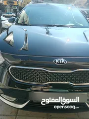  4 كيا نيرو موديل 2018  الزرقاء الجديدة مؤمنة ومرخصة
