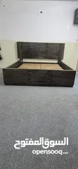  1 تخت مجوز مع.فرشة180/200 مقاسه