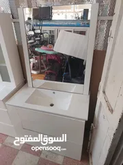  1 مغاسل مع مراية