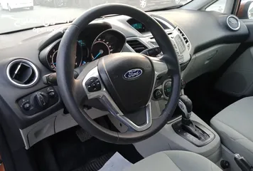 8 Ford Fiesta V4 1.6L Model 2013