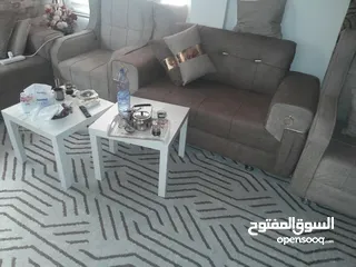  5 عفش مستعمل بحالة الوكاله للبيع