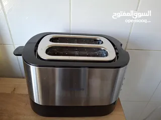  1 Phillips Toaster