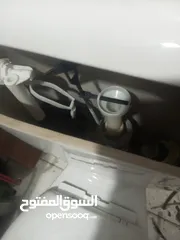  7 طقمين حمام فرنجي مش مستعمالات نهائياً بحال لجديد للبيع