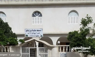  1 منزل للبيع في غوط الشعال بجانب مسجد عقبة بن نافع يسكن اربعة عائلات