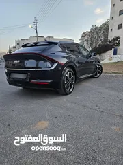  5 كيا ev6 كهرباء 2023   وارد اميركي ممشى قليل     جميع الاضافات اعلى صنف عدا الفتحة  موديل 2023
