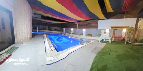  2 فيلا واسعة للايجار