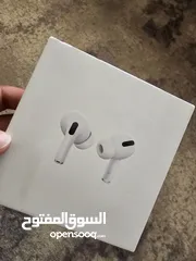  3 سماعة airpods pro  وسماعة jbl