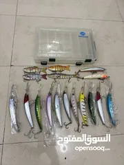  5 Lure and box for sale طعم الصيد للبيع