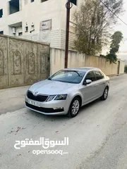  4 اوكتافيا مطور 2000 ديزل اتماتيك 2019 بحاله الوكالة بسعر حرق وفحص نخب