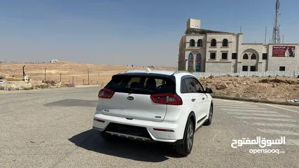  10 كيا نيرو هايبرد موديل 2018 وارد كوريا كلين تايتل فحص كامل.  Kia Niro hybrid 2018 Korean spec.