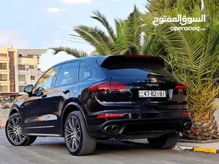  14 بورش CAYENNE S PLUG IN  بحاله الوكاله يقبل البدل