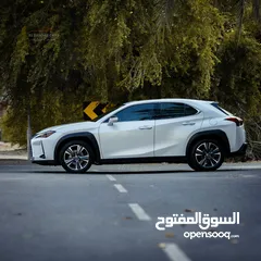  8 LEXUS UX 200 Excellent Condition 2023 White