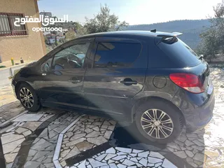  5 بيجو (207) 2008 بسعر ممتاز على الكاش ، مع امكانية البيع بدفعة وشكات .  ( السيارة بحالة ممتازة ) .