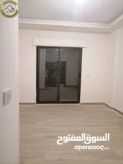  10 شقة أرضية مميزة للبيع في الكرسي - قرب المخابرات 160م مع حديقة وترسات 110م لم تسكن