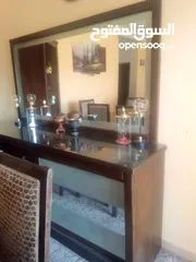  4 غرفة سفرة و بيرو و فضية وطقم كنب مع طاولات  مصري ثقيل بالصلاه على النبي مستعمل بس نضيف