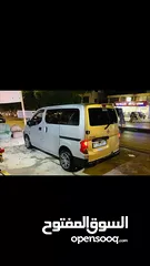  6 نيسان nv200 يد أولا